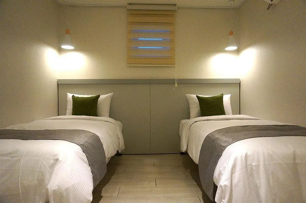 Hotel Tong Seoul Myeongdong 3*,