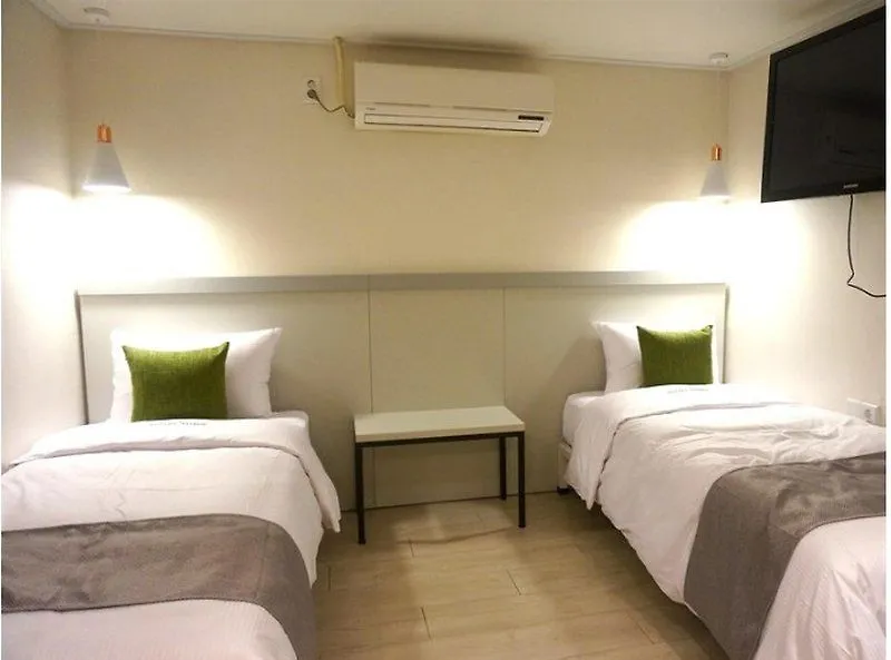 Hotel Tong Seoul Myeongdong 3*,